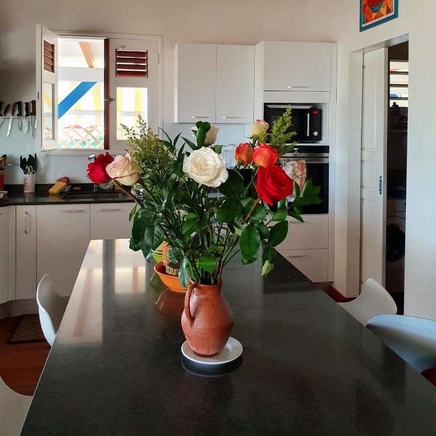 Grande Anse  Deux Chambres Et Deux Salles De Bain Dans La Maison De Michelle L'Amirade מראה חיצוני תמונה