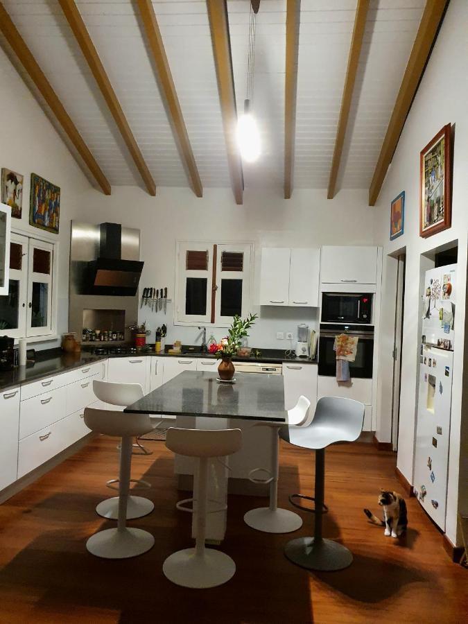 Grande Anse  Deux Chambres Et Deux Salles De Bain Dans La Maison De Michelle L'Amirade מראה חיצוני תמונה