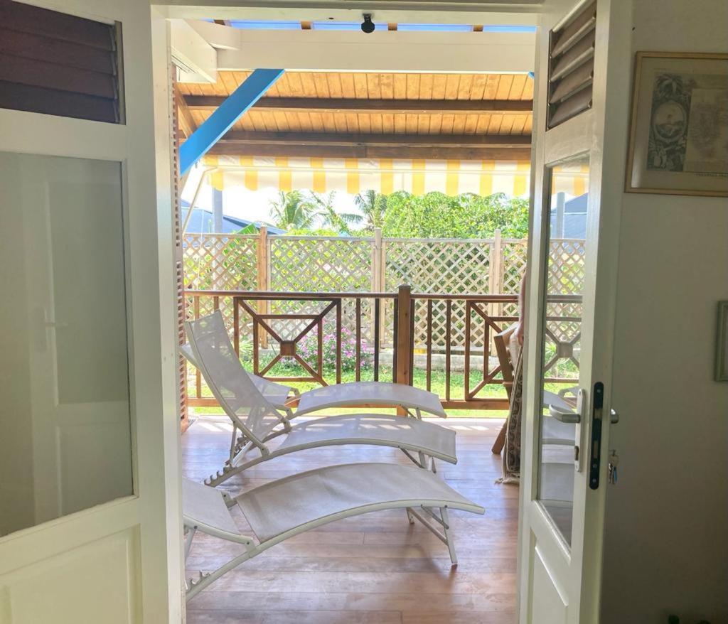 Grande Anse  Deux Chambres Et Deux Salles De Bain Dans La Maison De Michelle L'Amirade מראה חיצוני תמונה